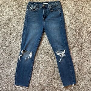 Good American | Distressed Blue Jeans